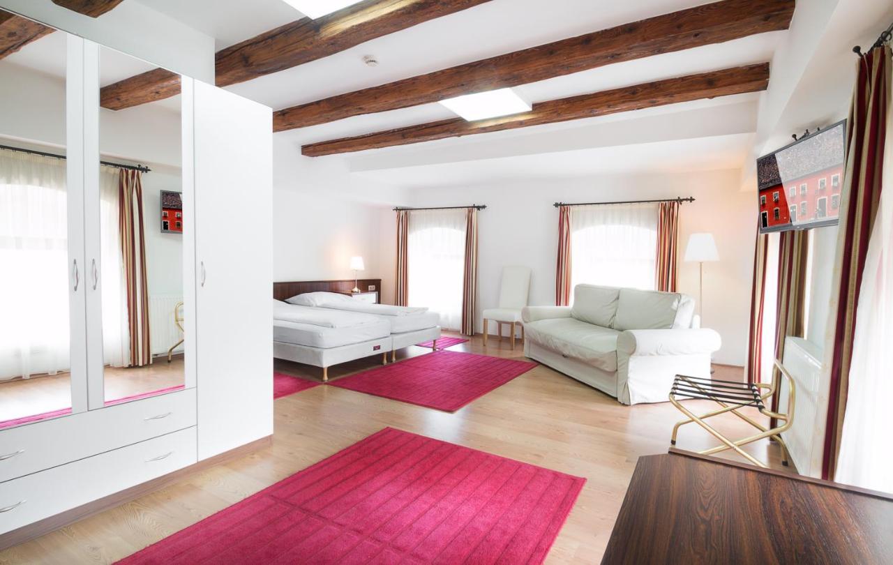 Rubra Panzio Bed and Breakfast Vác Eksteriør billede